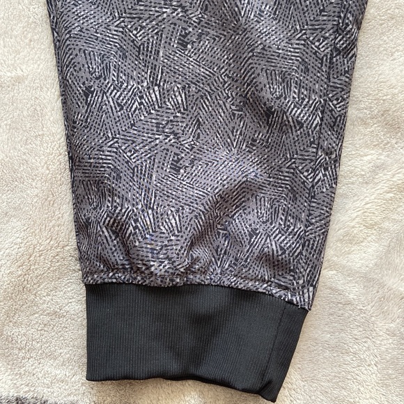 Lole jogger stretchy ankle crop pant with pockets size small - Picture 2 of 7